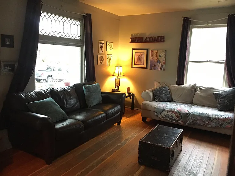 1102 W 11th Ave — Photo 2