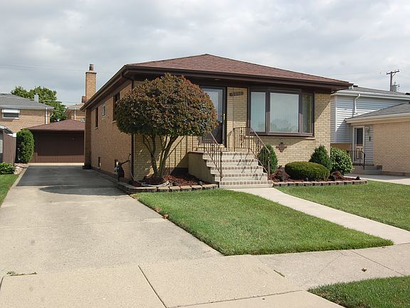 2nd image of 9896 Eden Dr