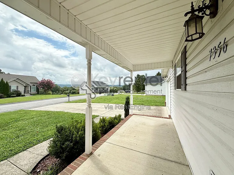 7356 Tiercel Dr — Photo 18