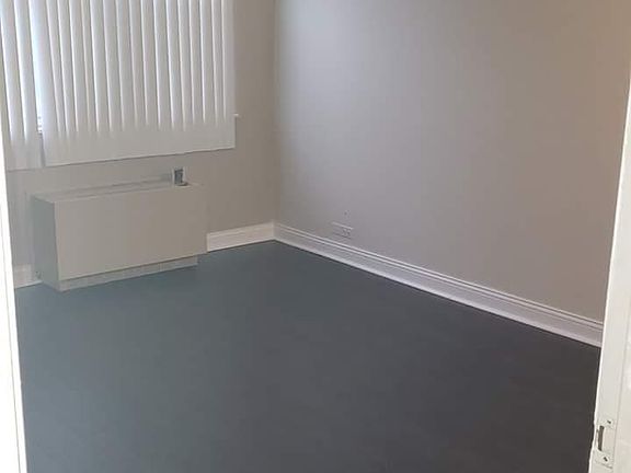 5th image of 4300 W Ford City Dr APT 201