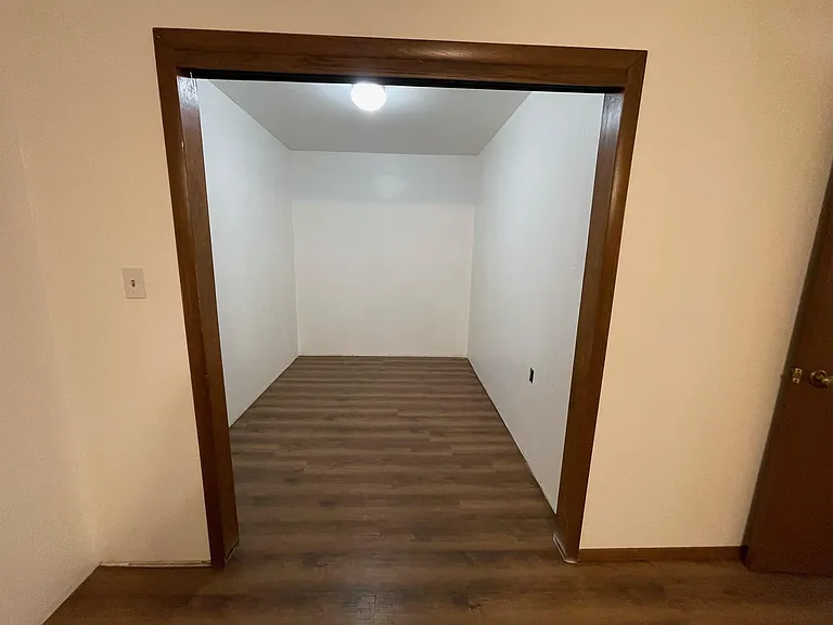 207 N Titel St — Photo 6