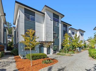 4244 S Greenbelt Station Dr, Seattle, WA 98118