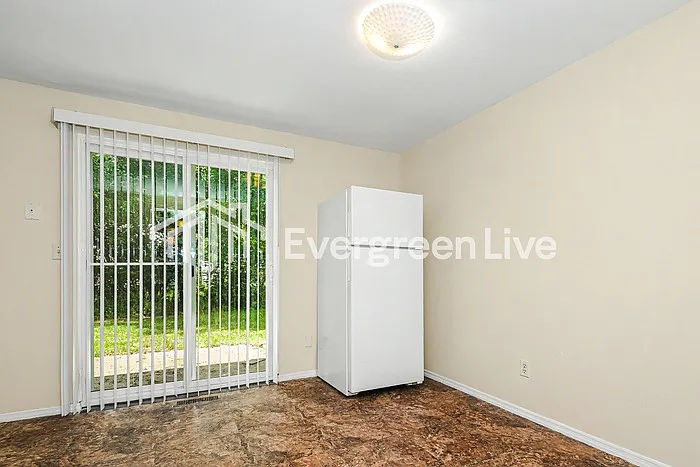 8305 Mount Carmel St — Photo 4