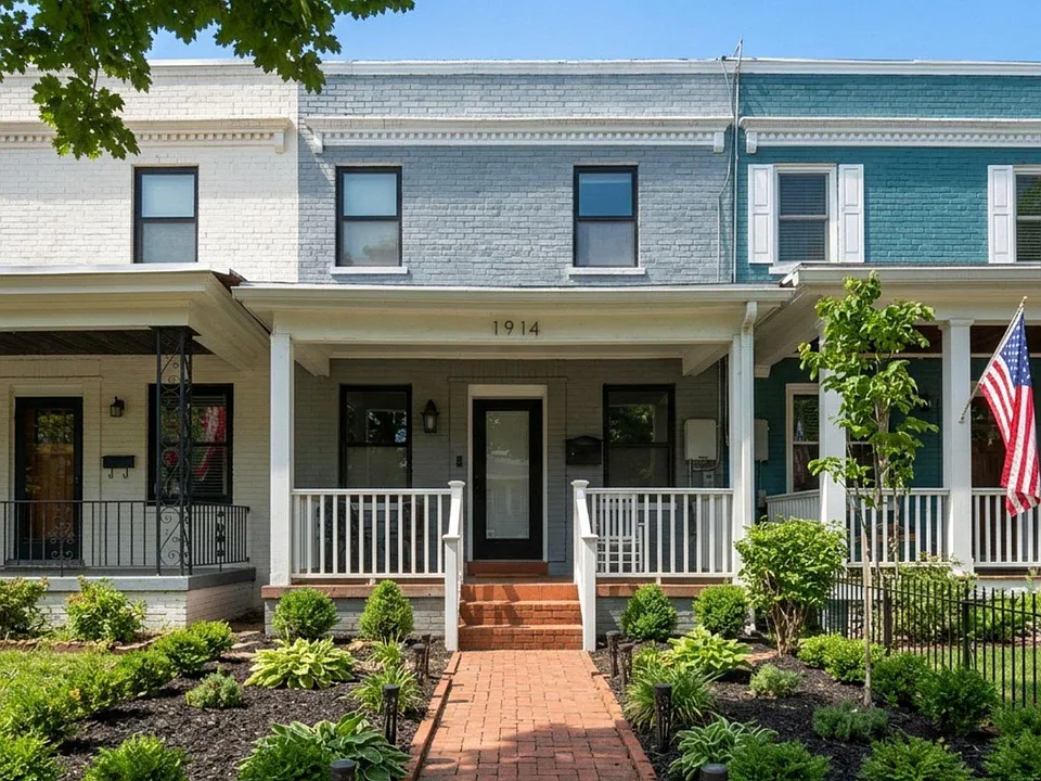 1914 D St NE