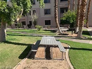 3 bed, 2.0 bath, 1194 sqft, $1,200 — Photo 2