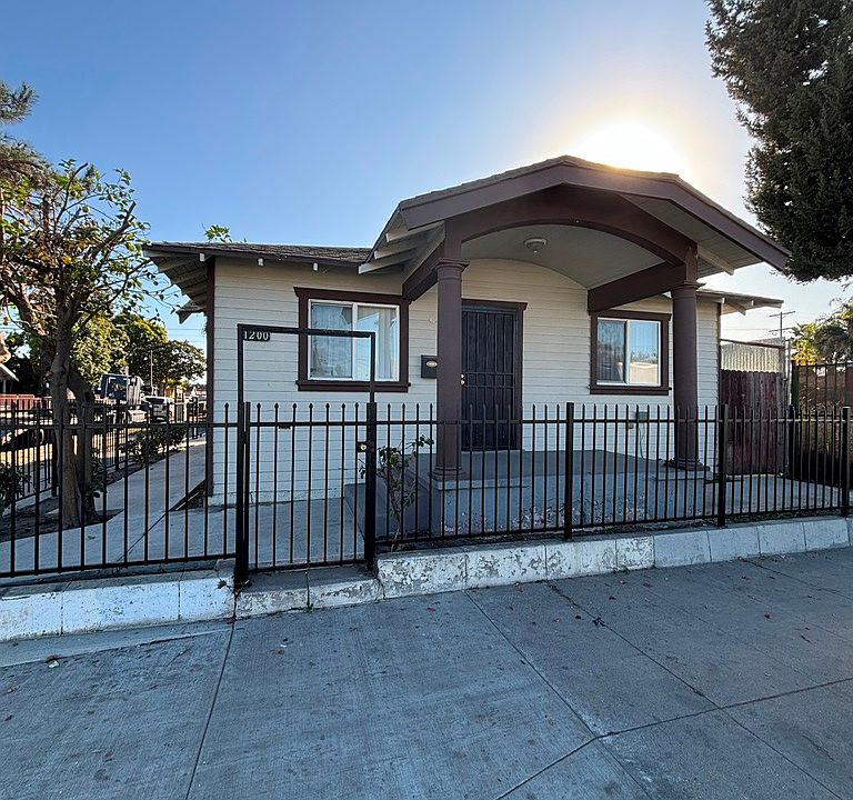 1st image of 1200 W Florence Ave #1200