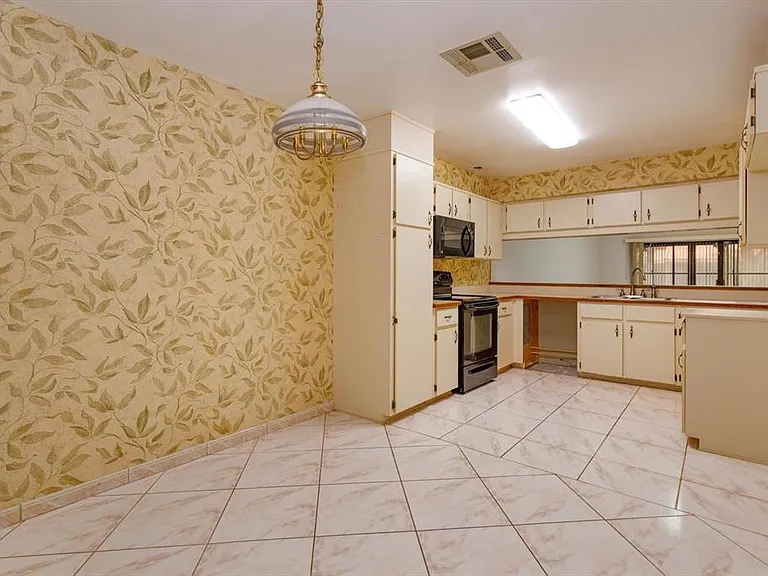 8266 Ambrose Cove Way — Photo 5