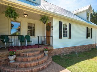 1130 Dawson Rd, White Bluff, TN 37187