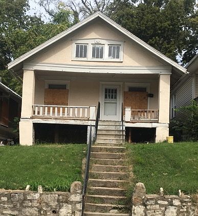 1st image of 4116 E 6th St