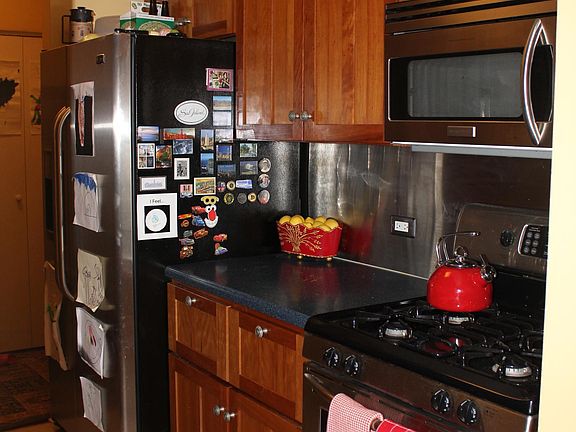 5th image of 550 W Surf St #C-412