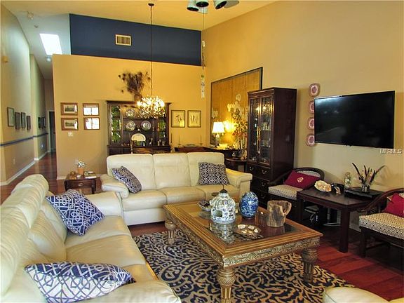 3rd image of 1673 Arabian Ln