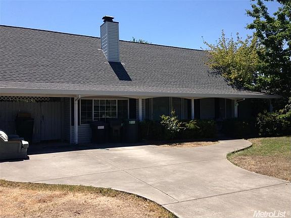 2nd image of 2560 Butano Dr