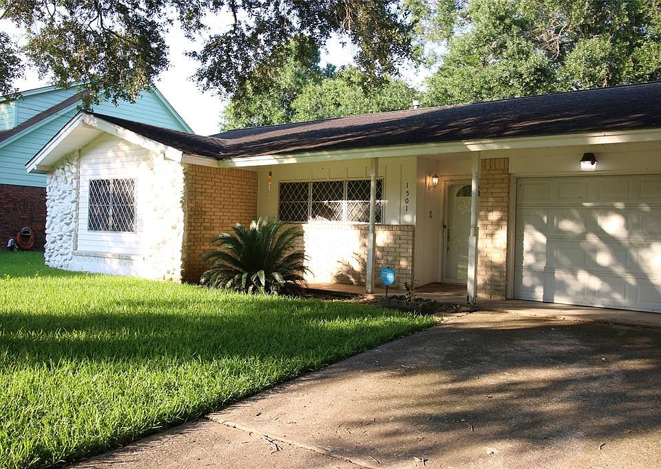 1st image of 1501 Bayou Dr