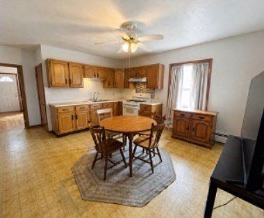 3rd image of 76 Rosella Ave
