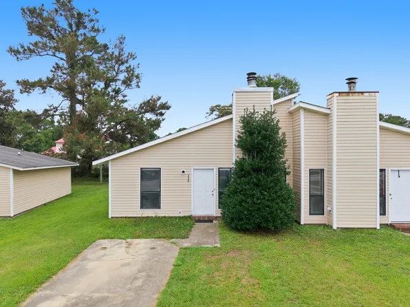230 Yaupon Dr, Jacksonville, NC 28546
