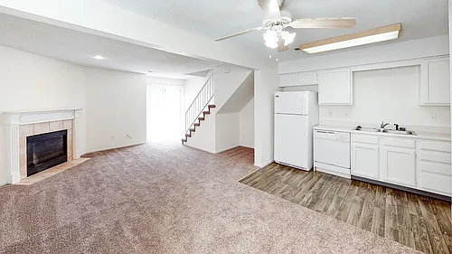 2226 S Rogers St #102 Photo 1