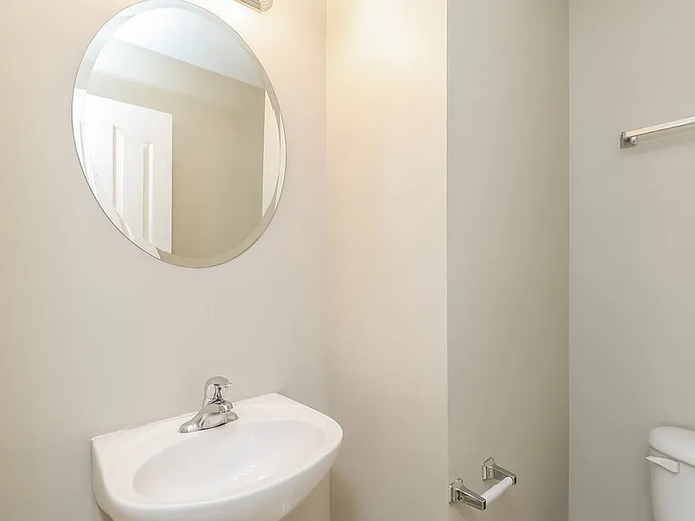 620 Wrayhill Dr — Photo 16