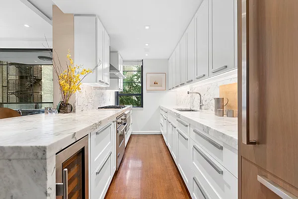 Sold by Compass | media 13