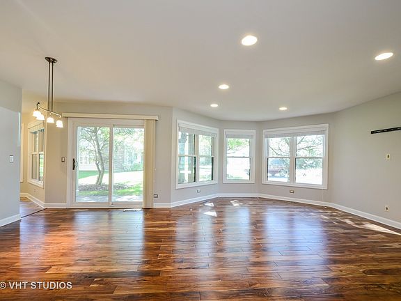 Living Room / Dining Room