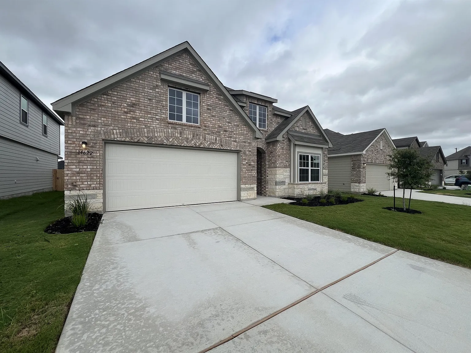 14622 Flatiron Cliff - 1 — Photo 2