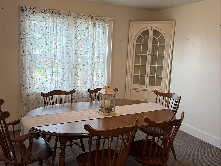 4 Edward St #1 — Photo 9