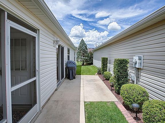 4th image of 2335 Oak Bend Pl