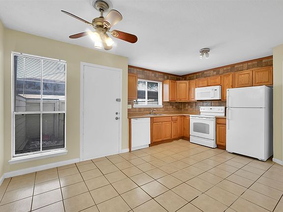 3rd image of 250 El Dorado Blvd #138