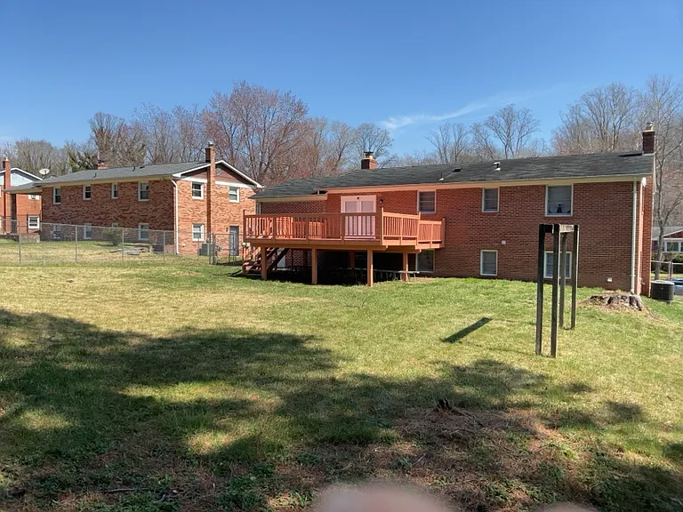 6920 Groveton Dr — Photo 5