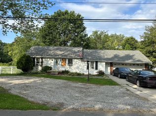 11520 Baraga St, Taylor, MI