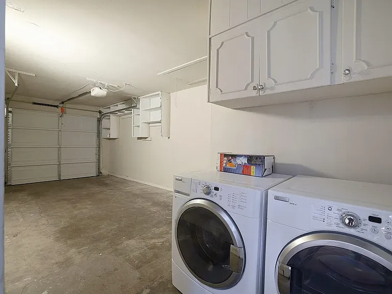3303 S Oak Dr — Photo 22