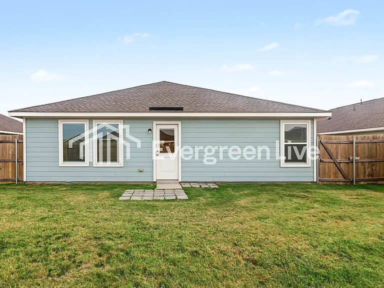 10924 SW 22nd St — Photo 15