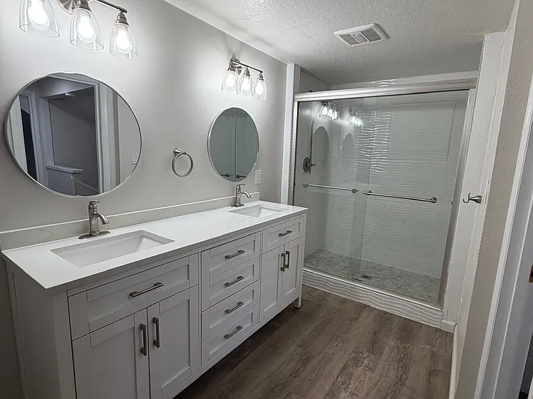 Bathroom 4