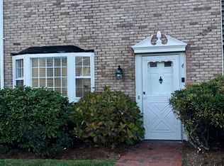 4 Louisburg Sq UNIT 4, Centerville, MA 02632