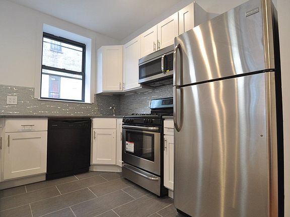 2nd image of 79 Woodruff Ave APT 3D