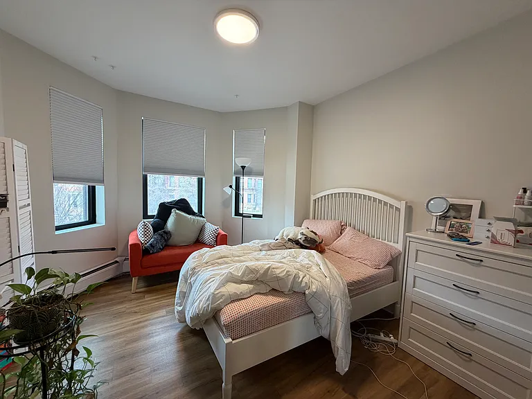 833 Beacon St #202 — Photo 8