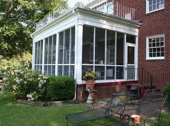 5th image of 211 Asbury Dr