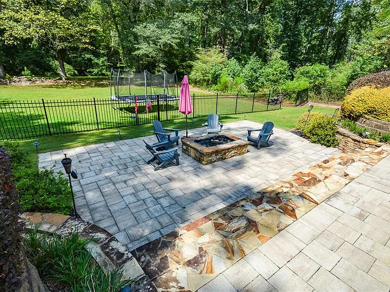2210 Spalding Dr — Photo 84