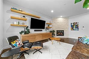 5th image of 4239 Harvest Ln