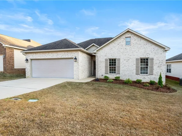 4213 Macon Cir, Northport, AL 35473