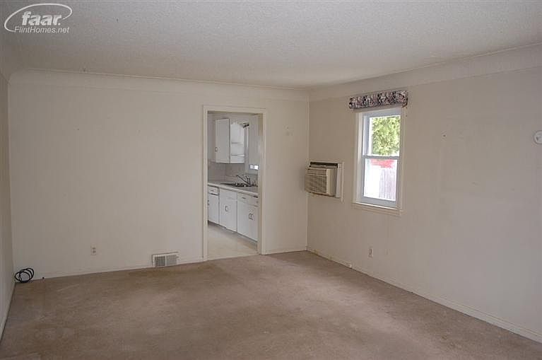 1st image of 1108 W Scottwood Ave