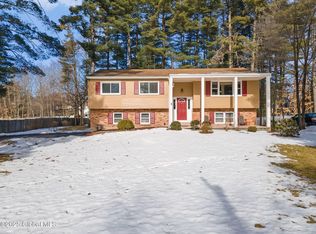 3091 Lone Pine Rd, Schenectady, NY 12303