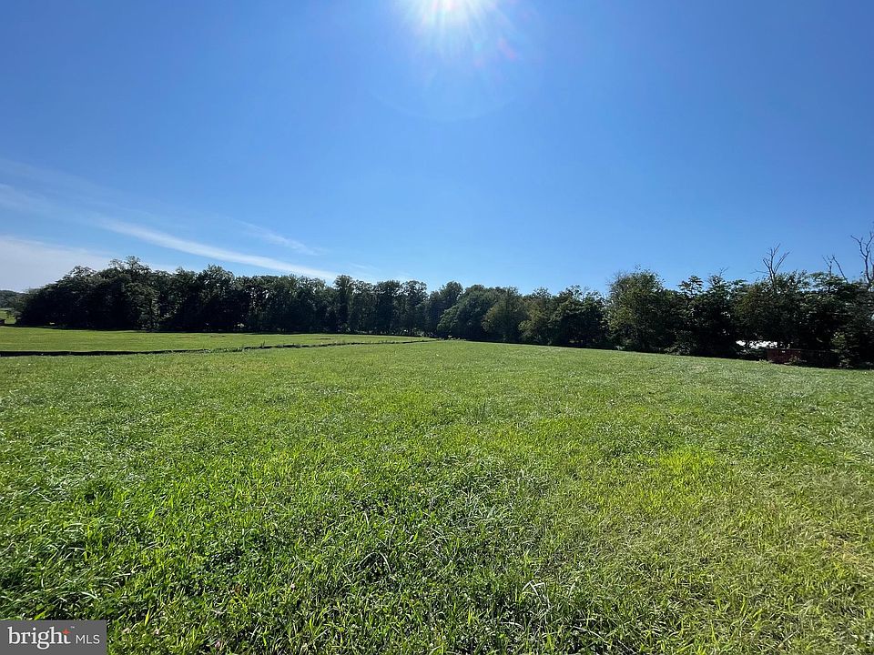 1st image of Cabbage Spring Rd