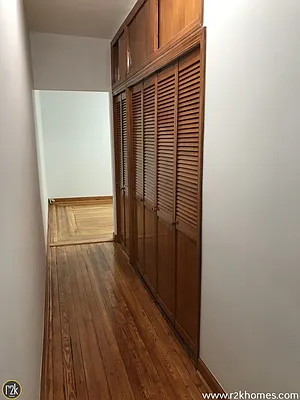 Rented by Realty 2000 Corp | media 13