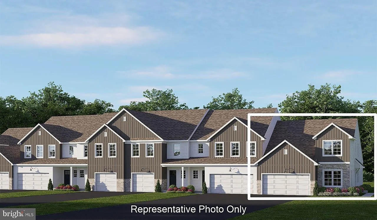 7898 Briarwood Ct photo 1