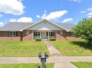 1641 E Lark St, Springfield, MO 65804