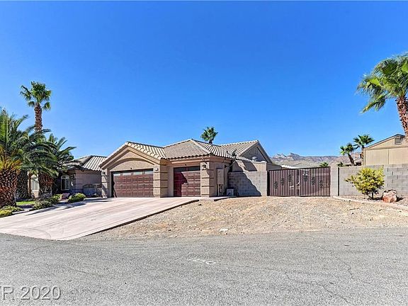 2nd image of 9390 W La Madre Way