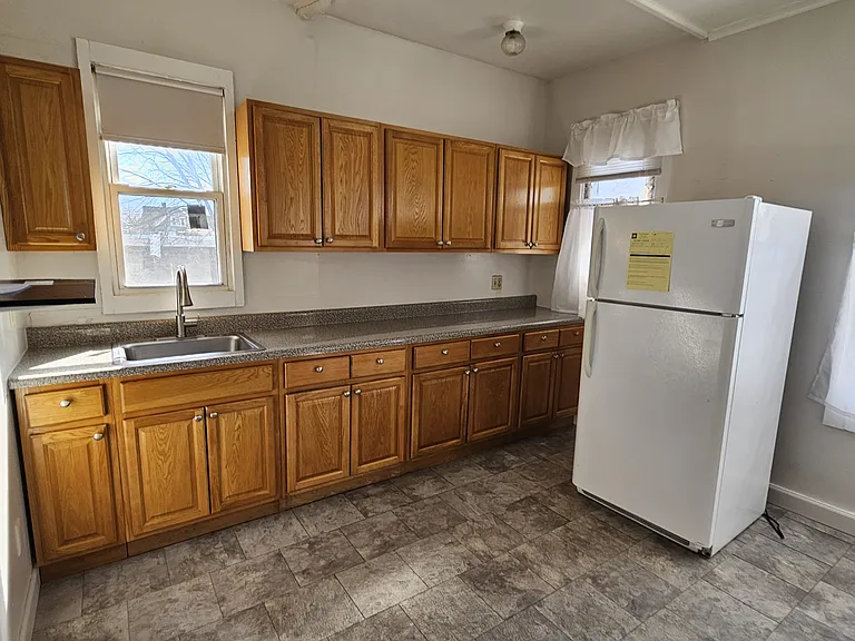 30 Fox St #2B — Photo 3