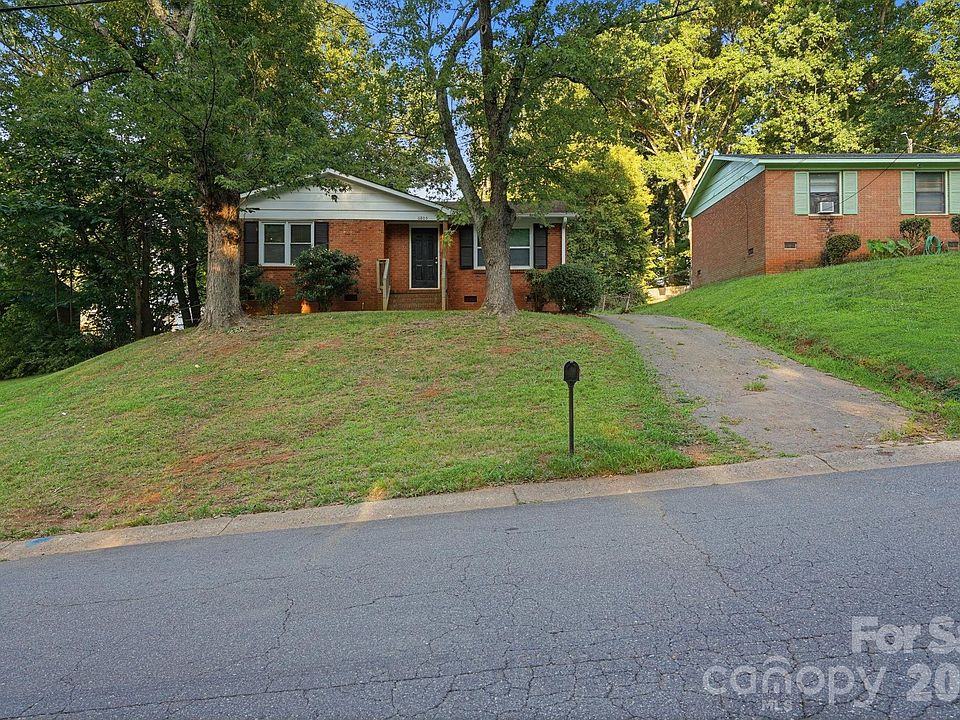 1st image of 6805 Deanwood Pl
