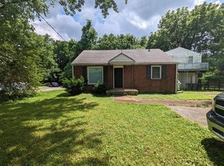 722 Greymont Dr, Nashville, TN 37217