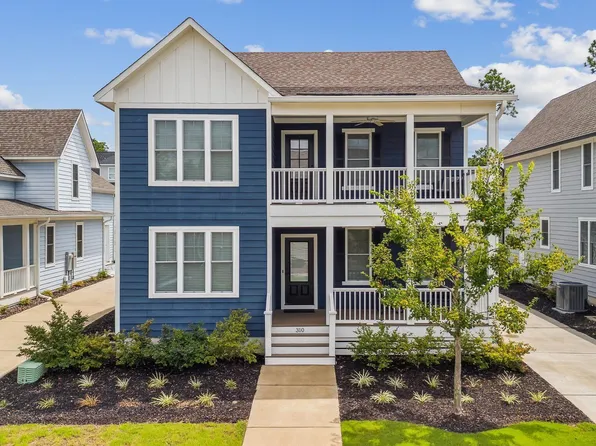 310 Manning Square, Southern Pines, NC 28387